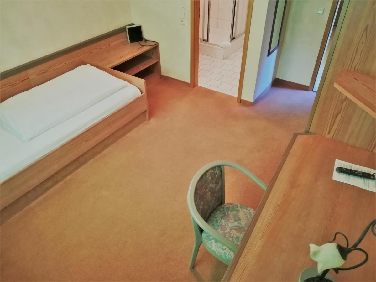 Landgasthof Schwarz Windsbach Екстериор снимка